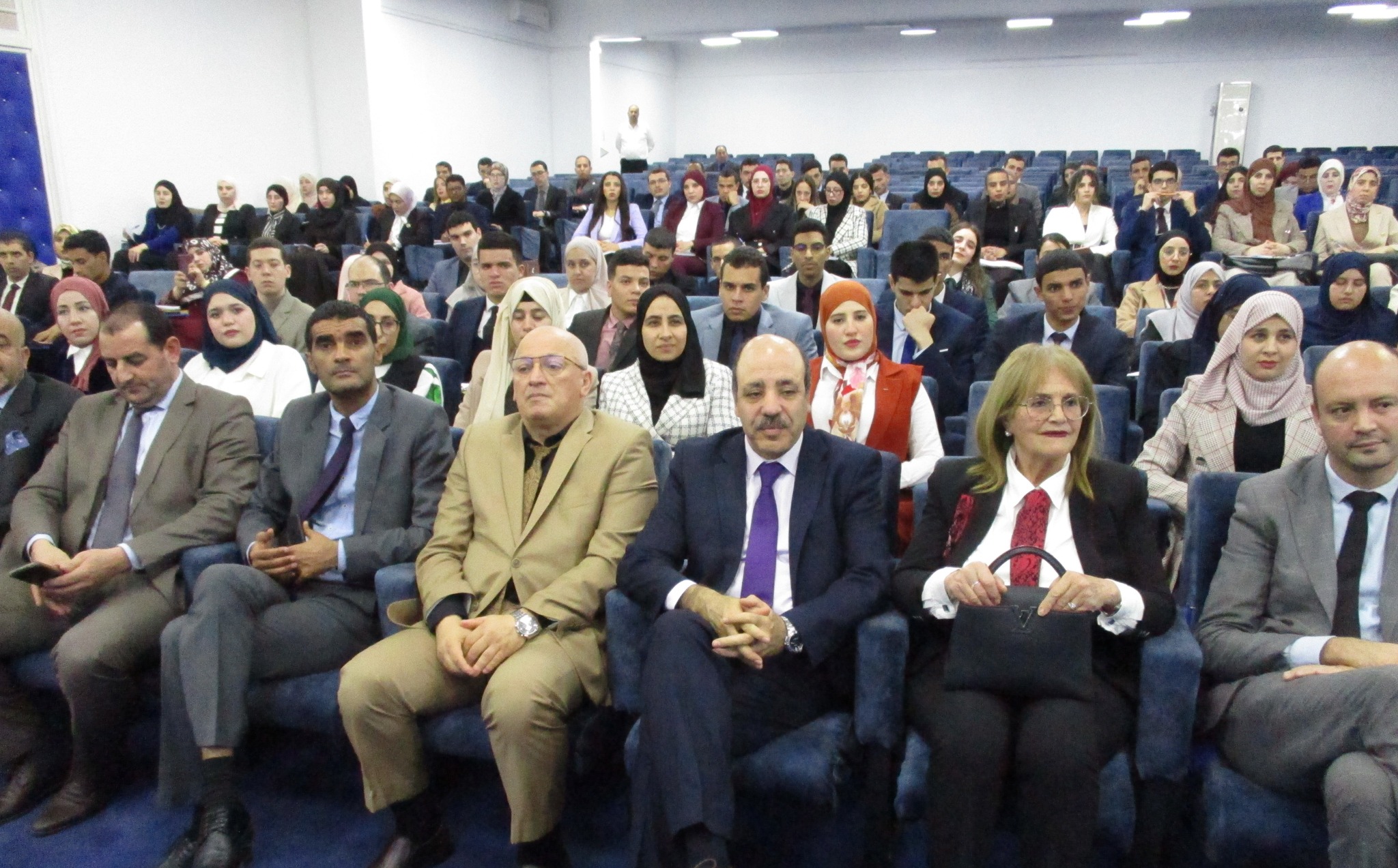 استضافت "السيد مشراوي محمد"، خبير في المحروقات واطار سابق في شركة سوناطراك،