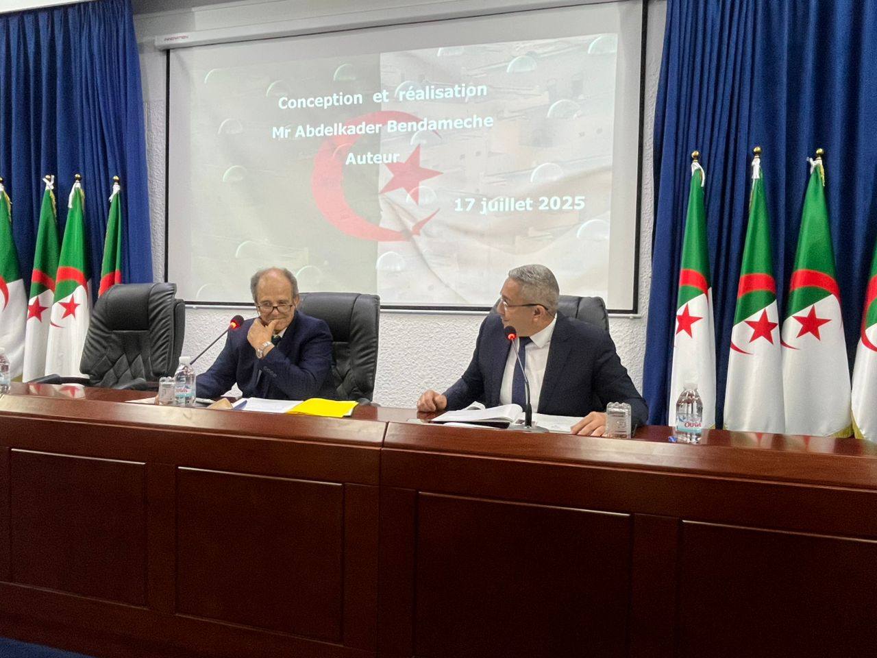 استضافة عبد القادر بن دعماش لإلقاء محاضرة حول المجموعة الفنية لجبهة التحرير الوطني