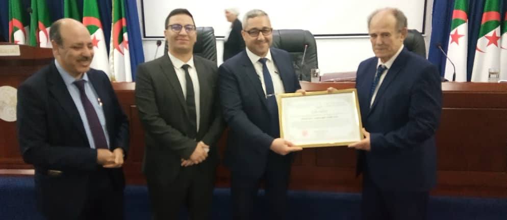 استضافة عبد القادر بن دعماش لإلقاء محاضرة حول المجموعة الفنية لجبهة التحرير الوطني