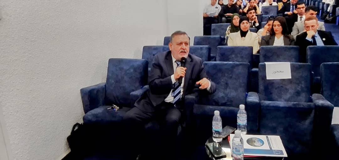 استضافة البروفيسور أمير لبديوي لالقاء محاضرة بعنوان الجزائر وتحديات النهوض الإقتصادي الإستراتيجيات، الإصلاحات و المؤسسات