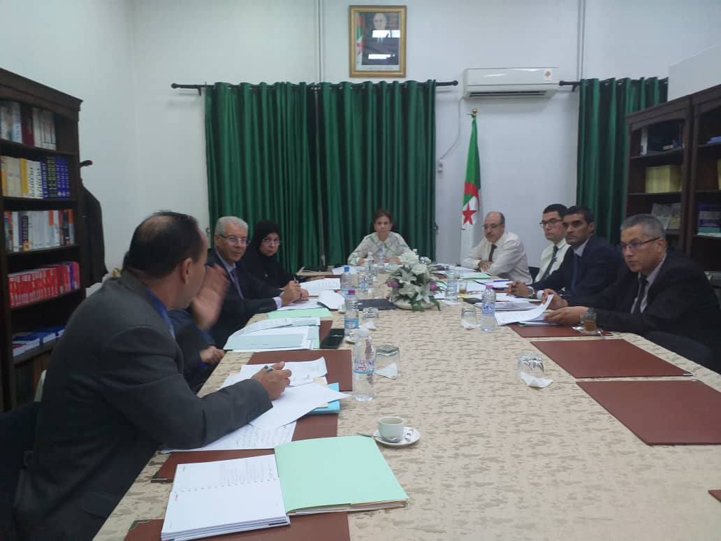 اجتماع المجلس العلمي والبيداغوجي للمدرسة الوطنية للإدارة