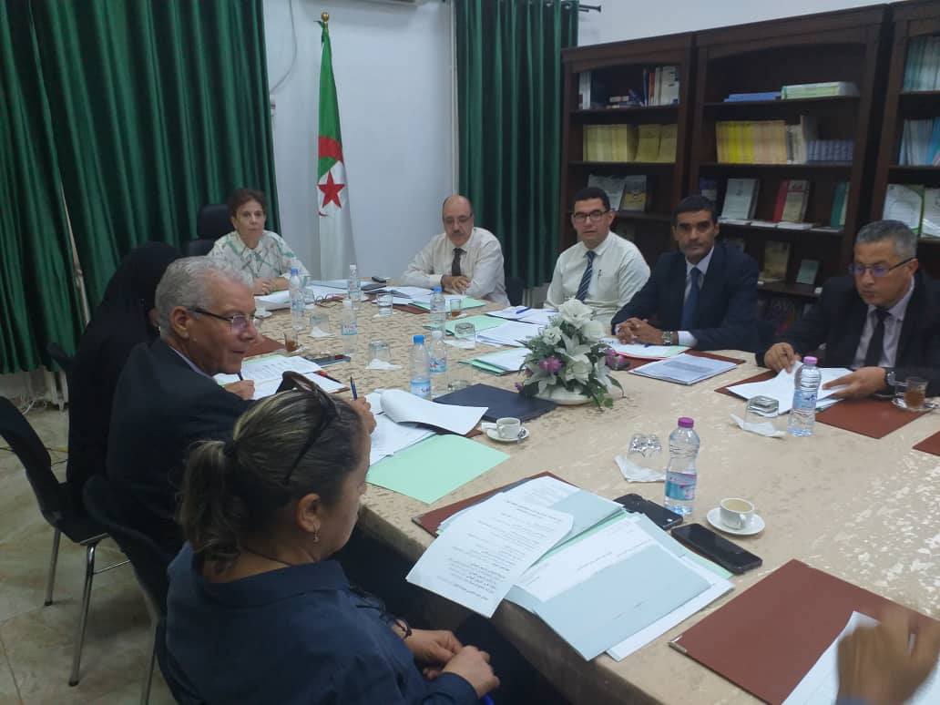 اجتماع المجلس العلمي والبيداغوجي للمدرسة الوطنية للإدارة