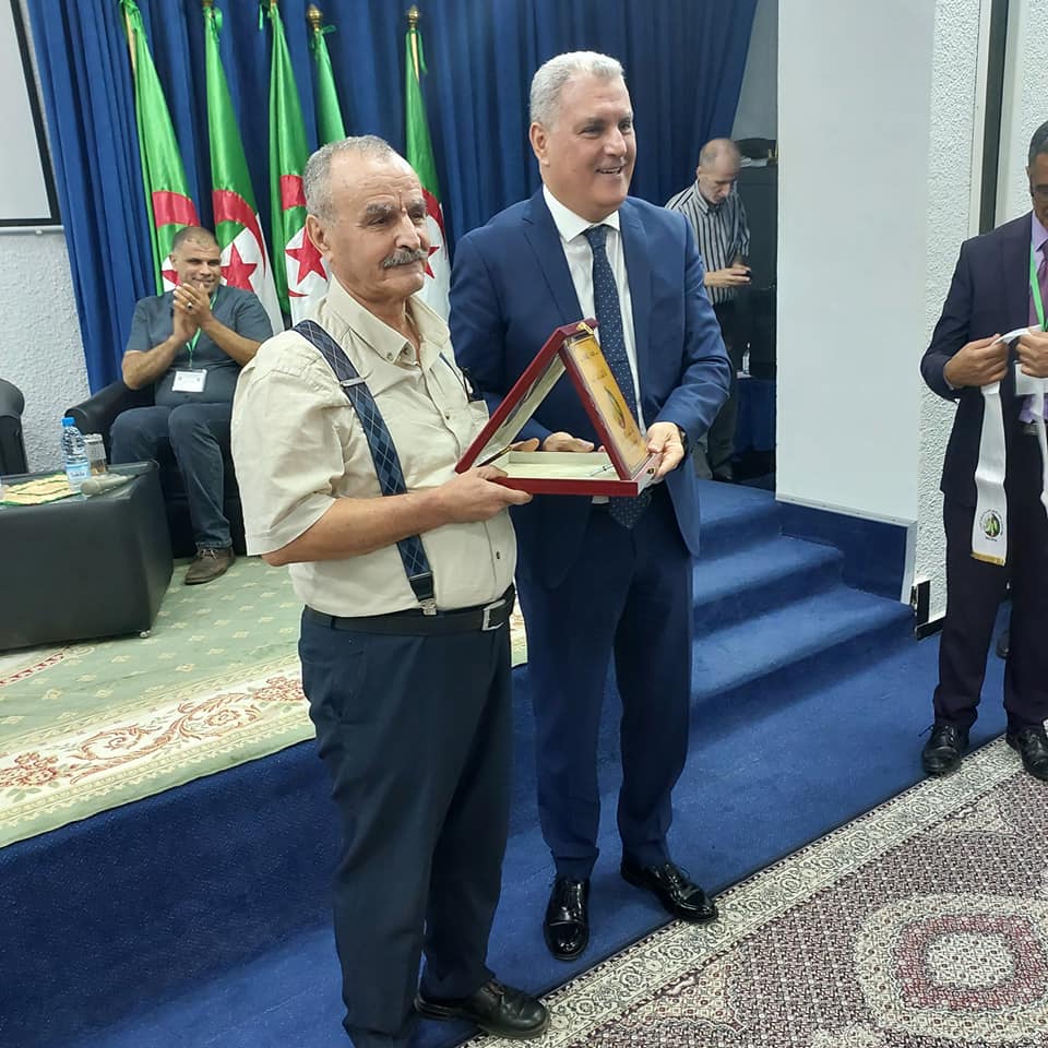 اللقاء السنوي الثالث لخريجي المدرسة الوطنية للإدارة، تحت شعار-على العهد باقون-