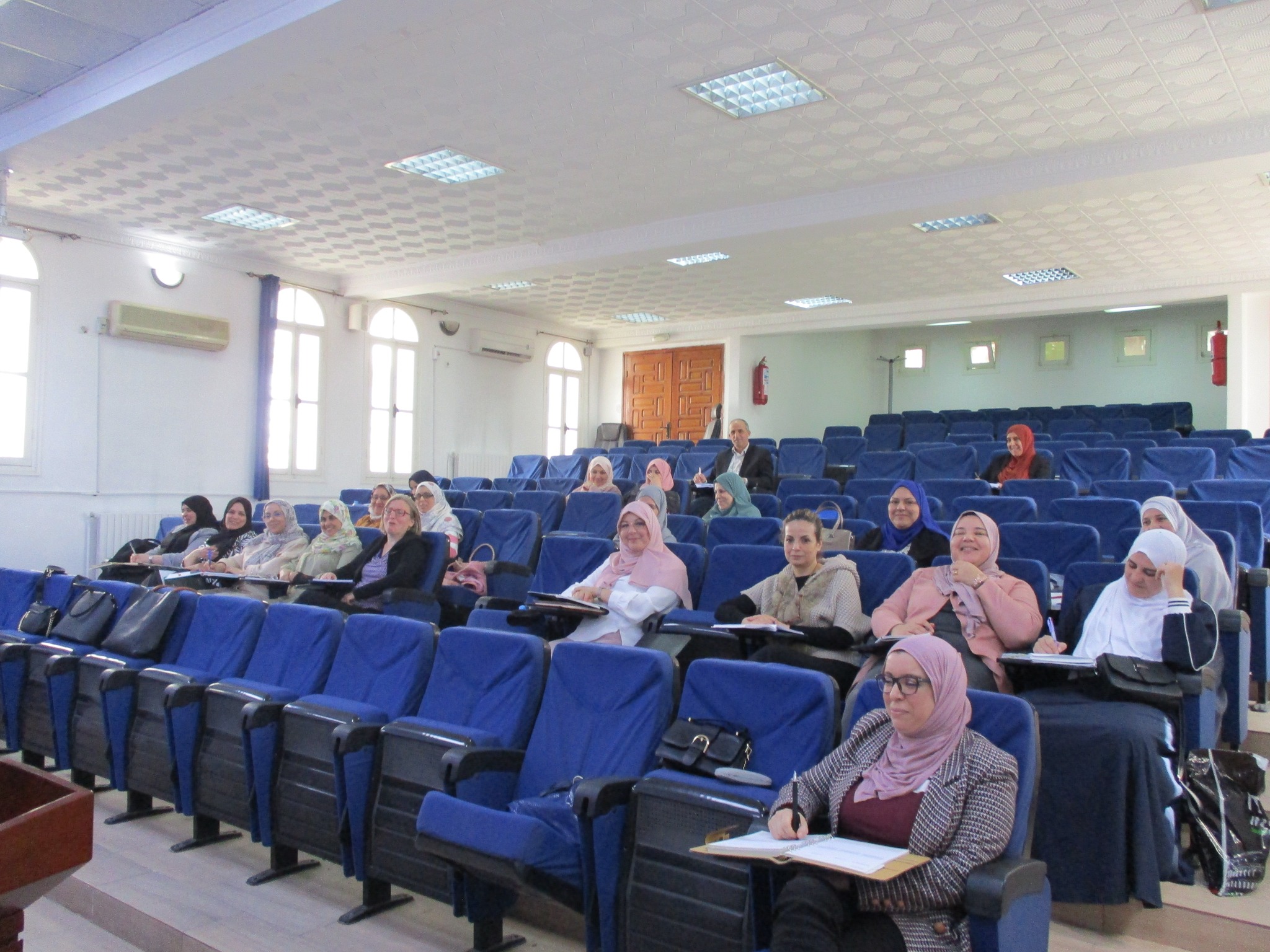 انطلاق دورة تكوينية لفائدة (20) اطارا من المديرية العامة للضرائب