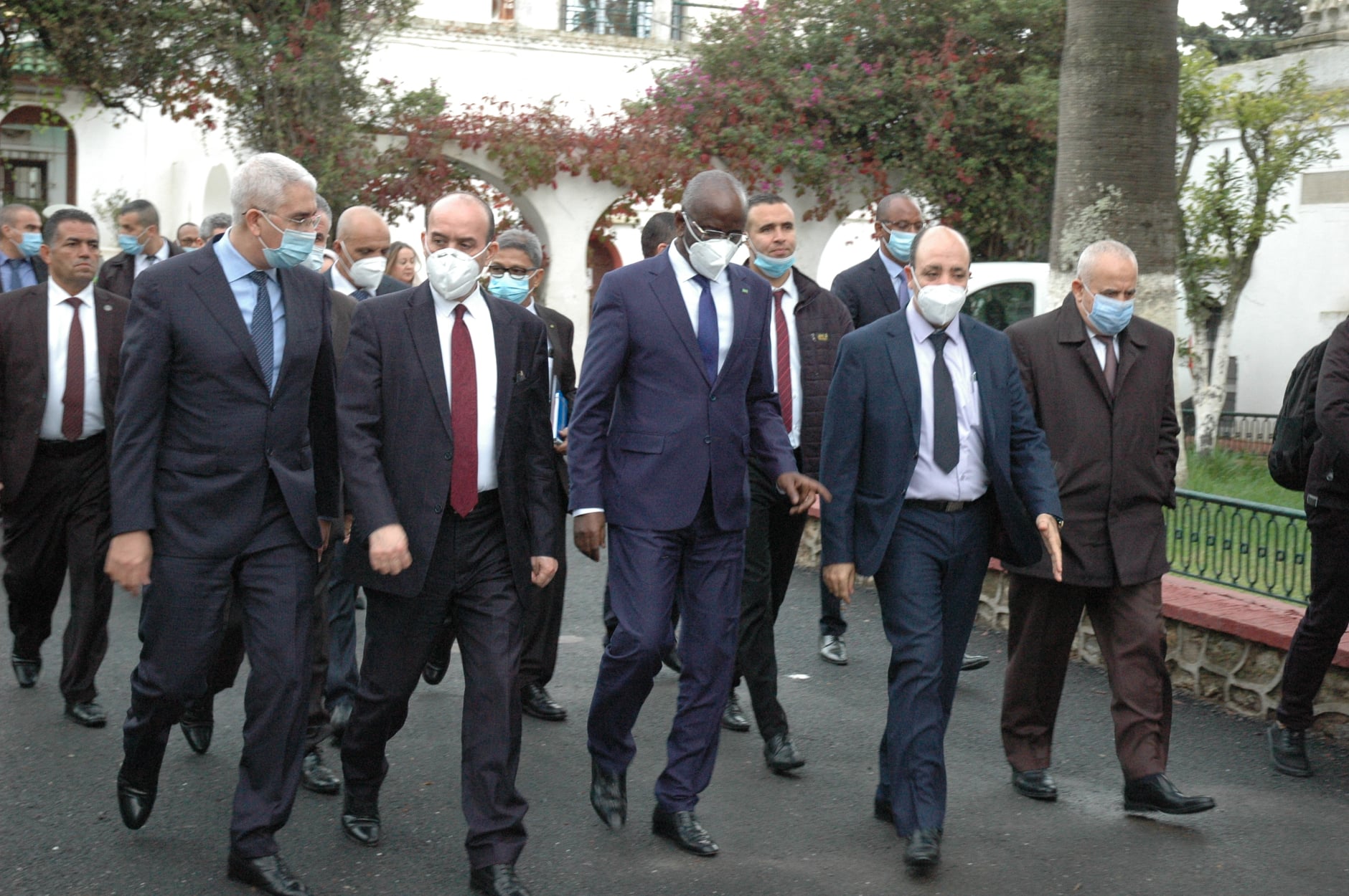 زيارة وزير الداخلية الجماعات المحلية والتهيئة العمرانية رفقة نظيره وزير الداخلية واللامركزية الموريتاني