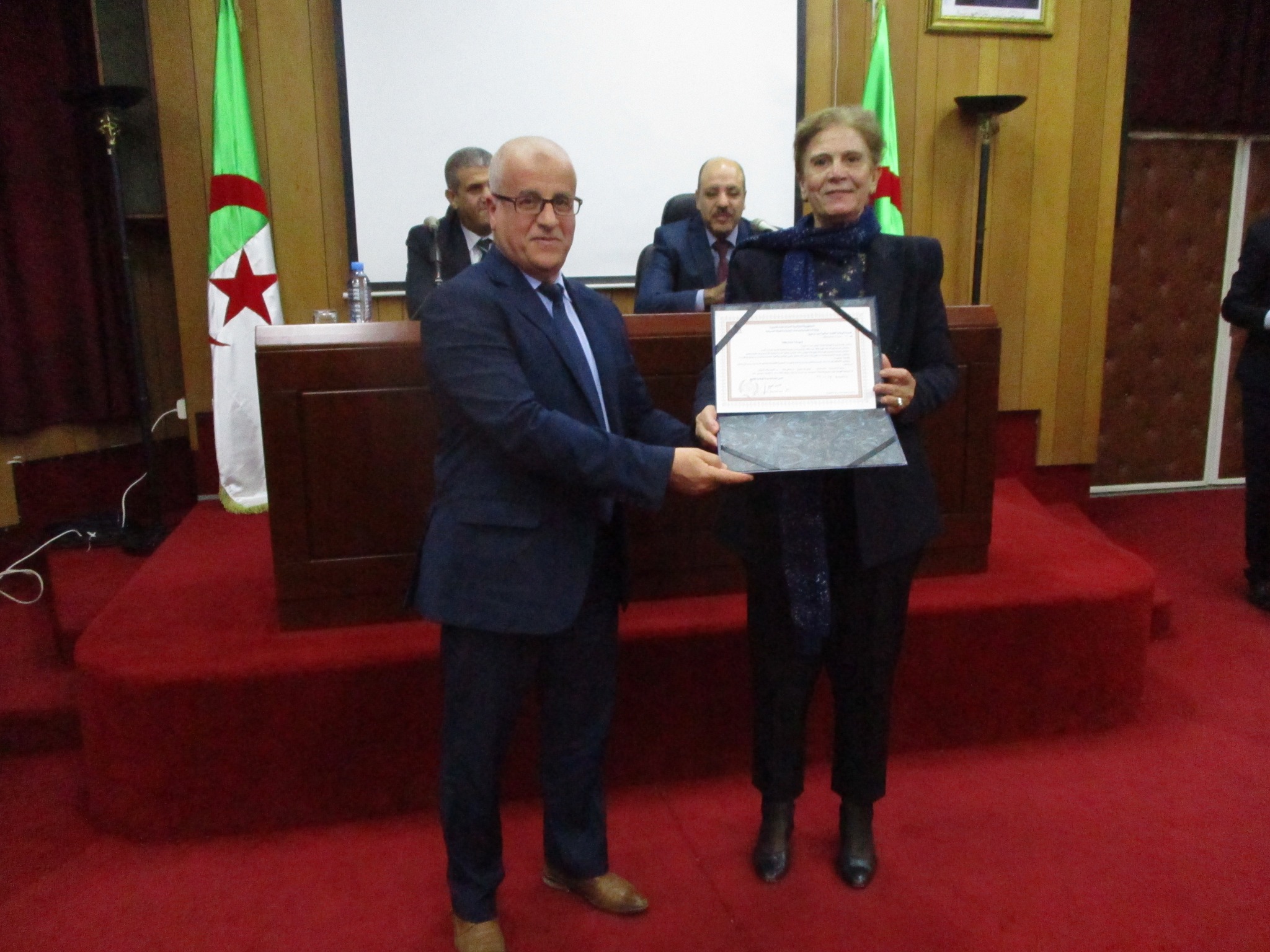 مراسم اختتام الدورة التكوينية لإطارا المؤسسة العمومية الاقتصادية للتسيير السياحي سيدي فرج مع توقيع اتفاقيتين تعاون