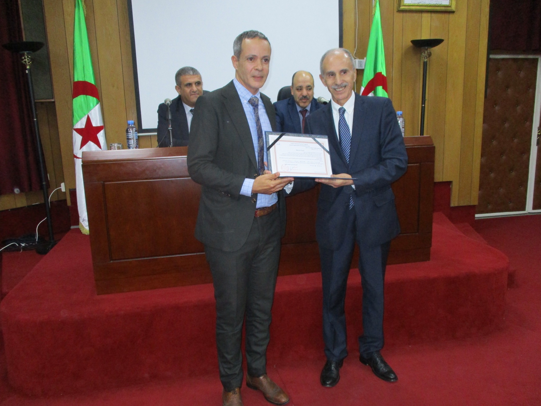 مراسم اختتام الدورة التكوينية لإطارا المؤسسة العمومية الاقتصادية للتسيير السياحي سيدي فرج مع توقيع اتفاقيتين تعاون