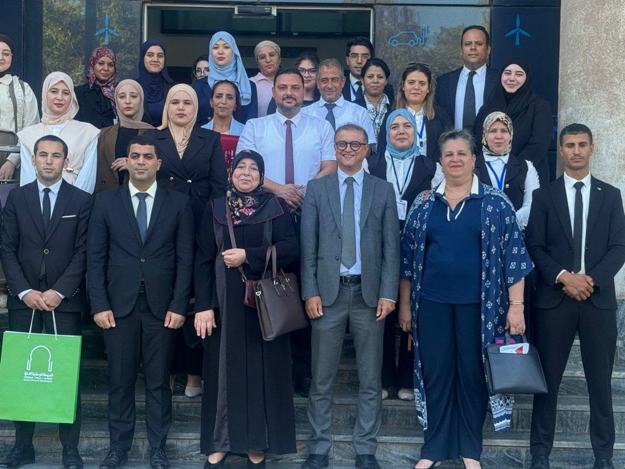 زيارة علمية وبيداغوجية لتلاميذ المدرسة الوطنية للإدارة إلى تونس