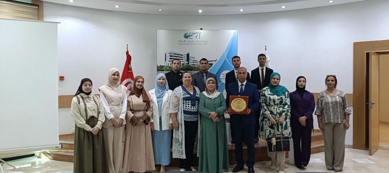 زيارة علمية وبيداغوجية لتلاميذ المدرسة الوطنية للإدارة إلى تونس