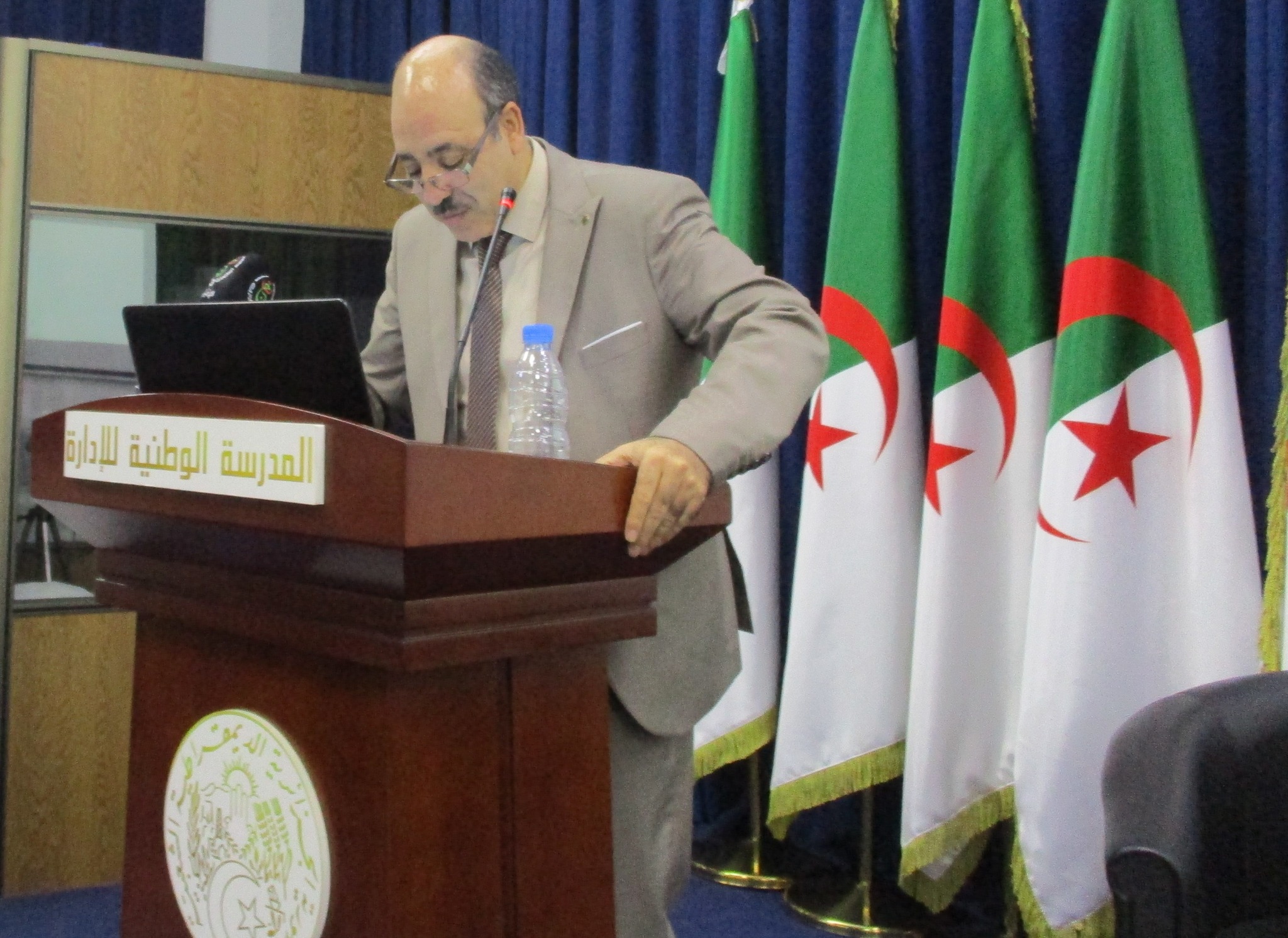 تنظيم يوم دراسي حول " تحديات التنمية المستدامة للمدن الساحلية في الجزائر"